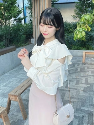 ショルダーカットフリルBS