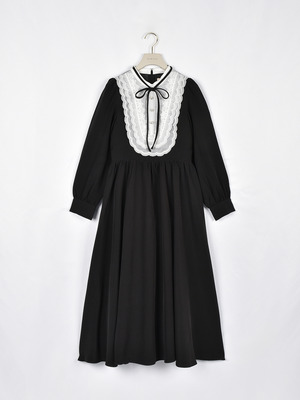 ヨークビジューフレアワンピース