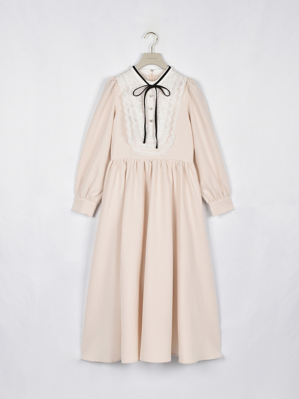 ヨークビジューフレアワンピース 詳細画像 オフホワイト 1