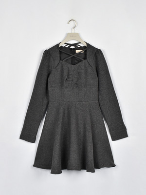 クロスリボンフレアワンピース