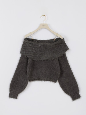 パールオフショルニット