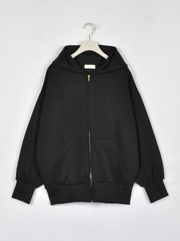 エンボスロゴパーカー 詳細画像 ブラック 1