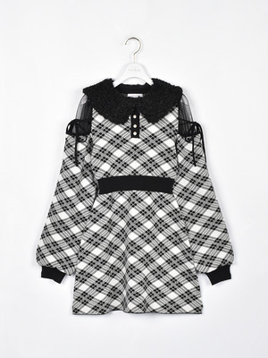 ファー襟チェックニットワンピース