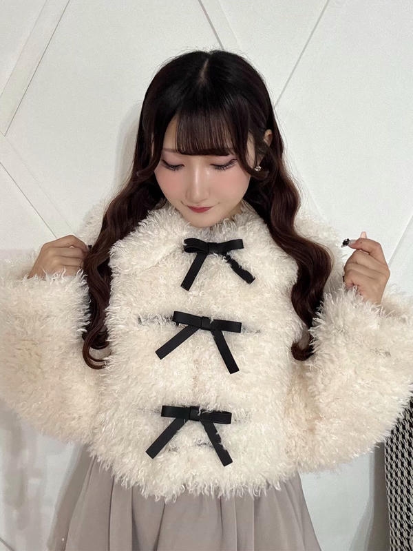 ミトン付きリボンファーコート｜evelyn（エブリン）公式通販サイト