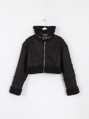 ムートンショートコート