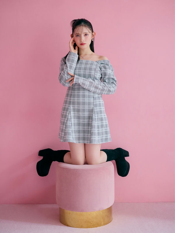 Back Ribbon Check Sweat Onepiece 詳細画像 ブラック 11