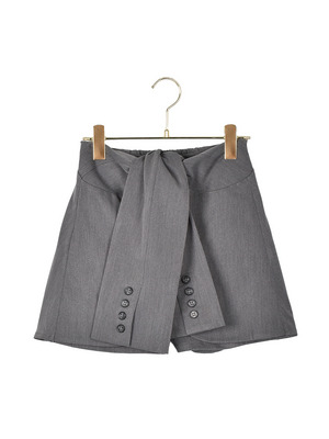 Jacket Flap Short pants