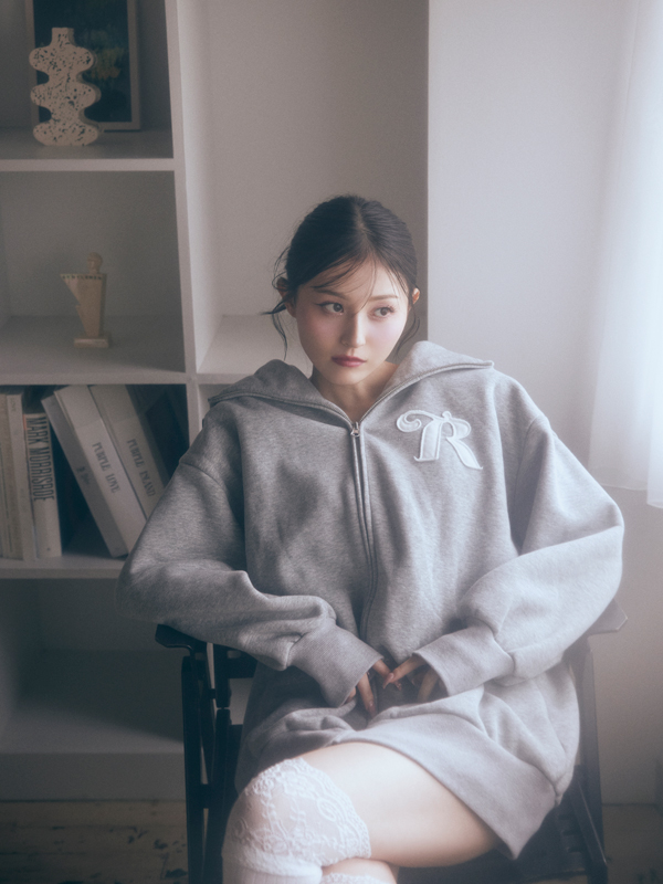 Logo Big Sweat Hoodie 詳細画像 ブラック 11