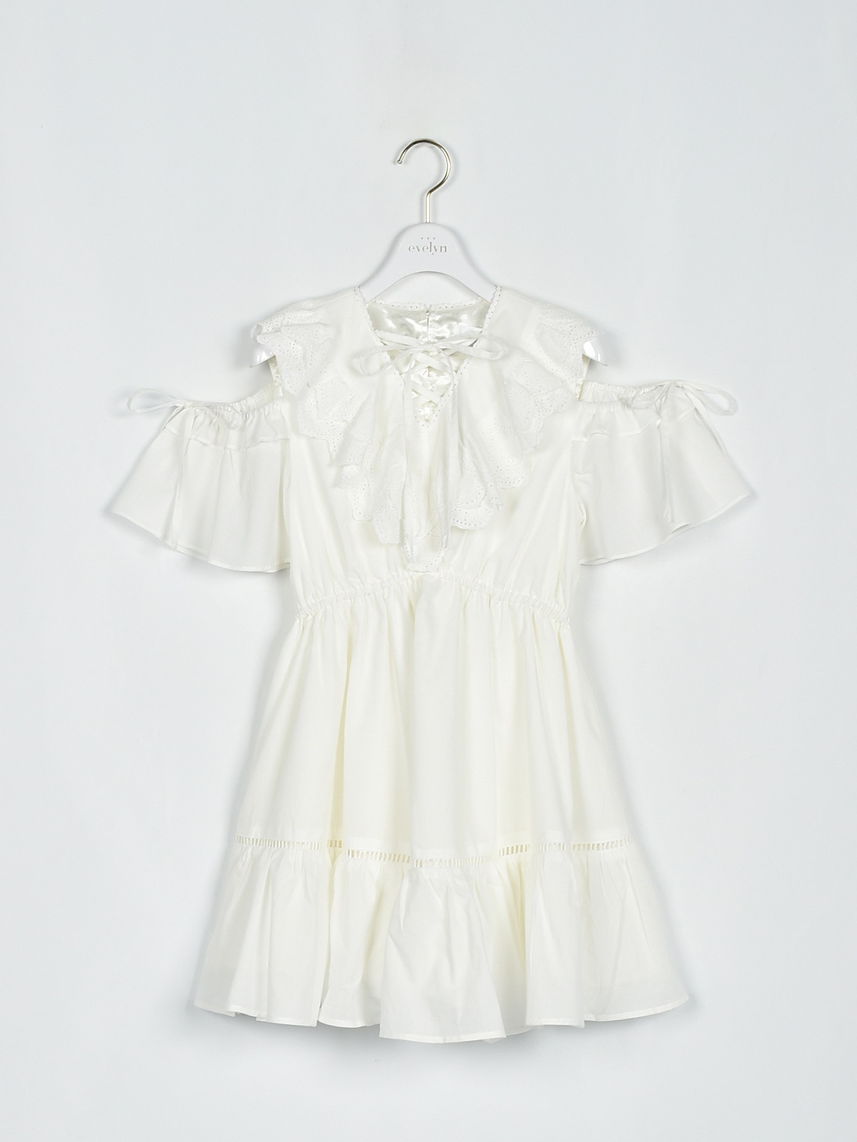 baby dior　コットンレースノースリーブボリュームフリルワンピ　ホワイト お花レースアメリワンピース ホワイト - D.W. Bambino