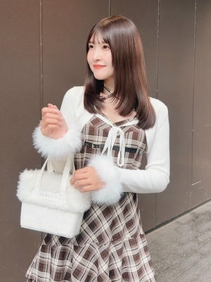 ポンポンリボンボレロカーデ