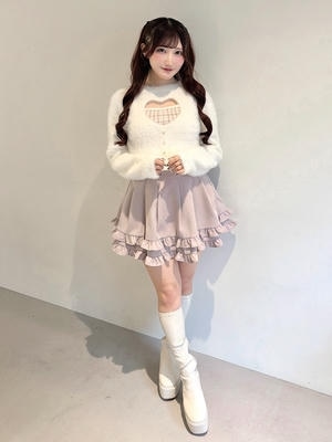 ハートくり抜きニット