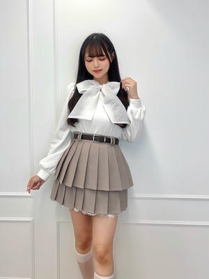 ダブルプリーツスカート