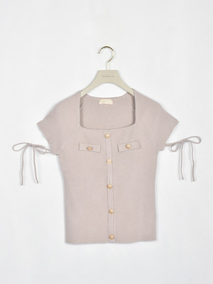 ゴールドボタンニットソー