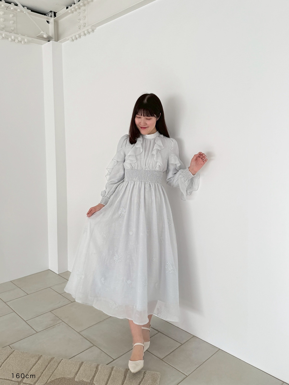 フラワー刺繍フリルワンピース|evelyn(エブリン)公式通販サイト フラワー刺繍フリルワンピース|evelyn(エブリン)公式通販サイト