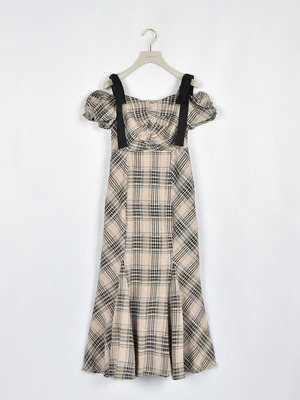 リボンオフショルカットワンピース