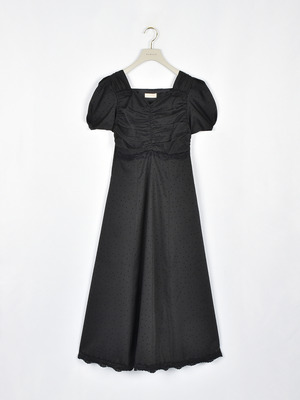 レースラインワンピース