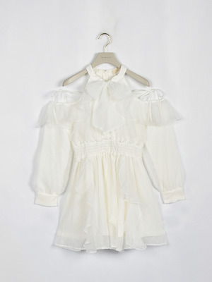 コールドショルダーフリルワンピース